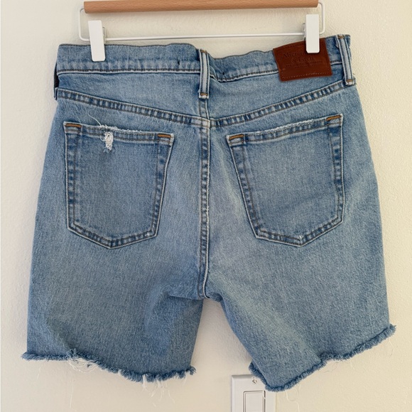 Abercrombie & Fitch light wash Denim Shorts size 31 - Picture 5 of 5
